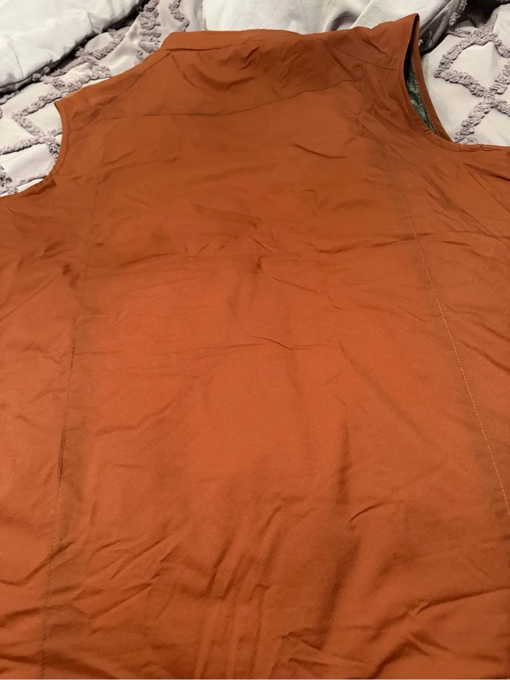 Vertx sleeveless insulated